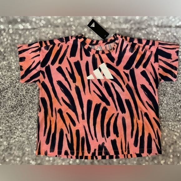 ADIDAS GIRL’S LOGO ALLOVER PRINT TEE - Picture 4 of 8